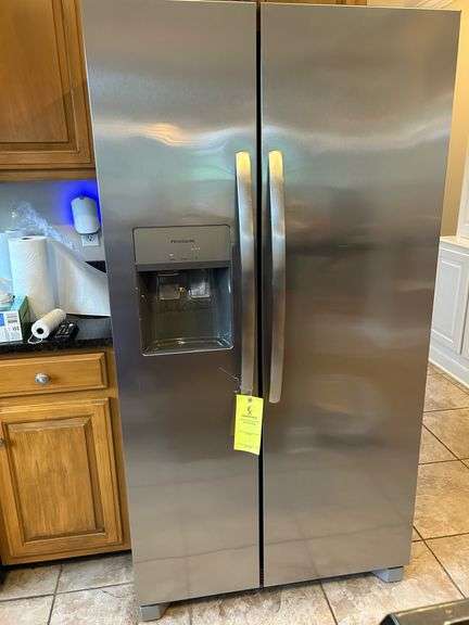 FRIGIDAIRE MODEL FRSS26L3AFO SIDE BY SIDE FRENCH DOOR REFIDGERATOR WITH ICE MAKER