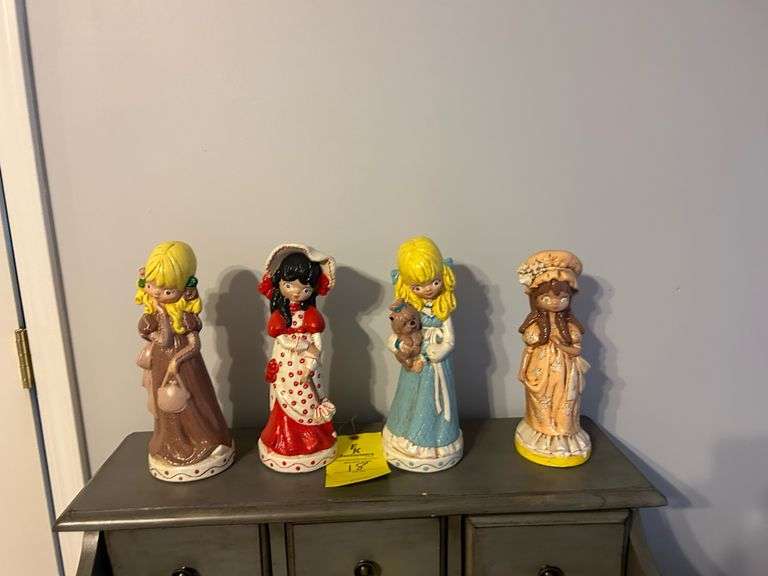 (4) VINTAGE CHALKWARE GIRL DOLL STATUES