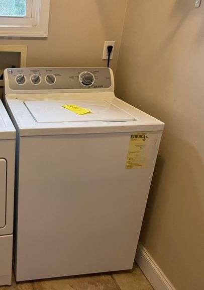 GE MODEL GTWN3000M1WS CLOTHES WASHER--DRYER IN NEXT LOT