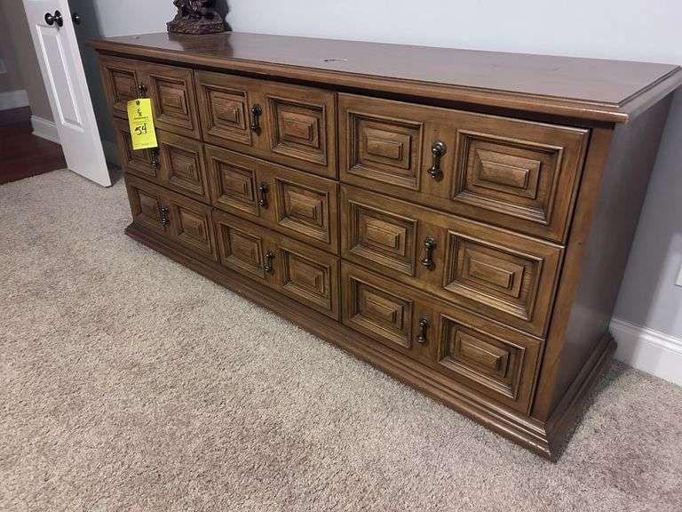DREXEL 9DRAWER DRESSER--69X19X30