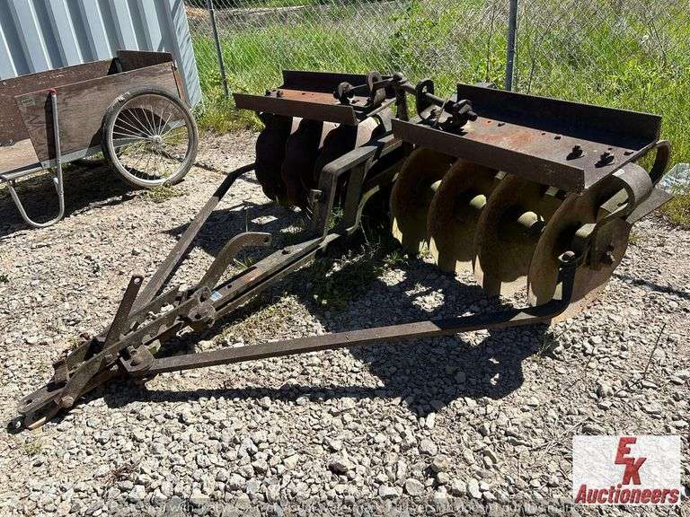 ATHENS PLOW COMPANY 8' PULLTYPE 8DISC BOG