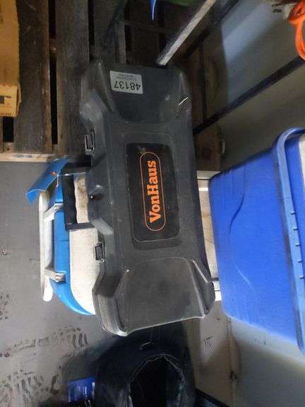 UNUSED VON HAUS CIRCULAR SAW W/ BLADES
