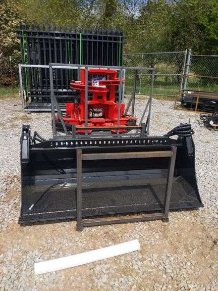 UNUSED SKID STEER 4-IN-1 BUCKET