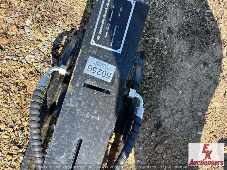 UNUSED 5T HYDRAULIC THUMB