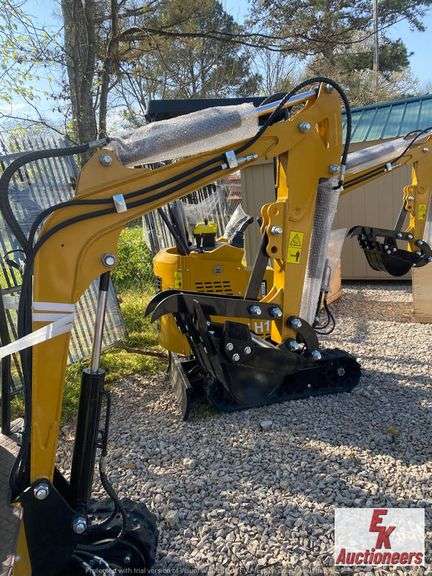 UNUSED MINI EXCAVATOR MODEL H15R