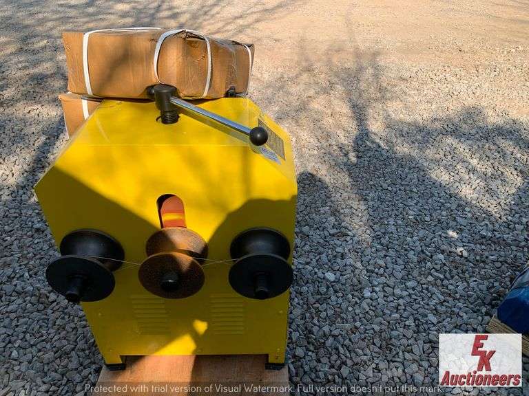 UNUSED PIPE/TUBING BENDING MACHINE
