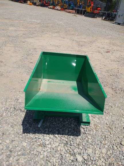UNUSED SELF DUMPING HOPPER