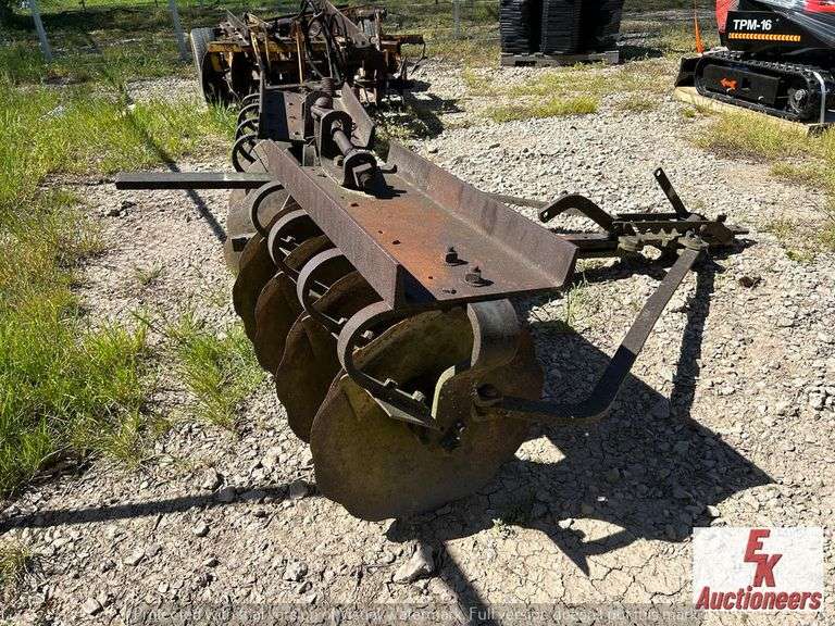 ATHENS PLOW COMPANY 8' PULLTYPE 8DISC BOG
