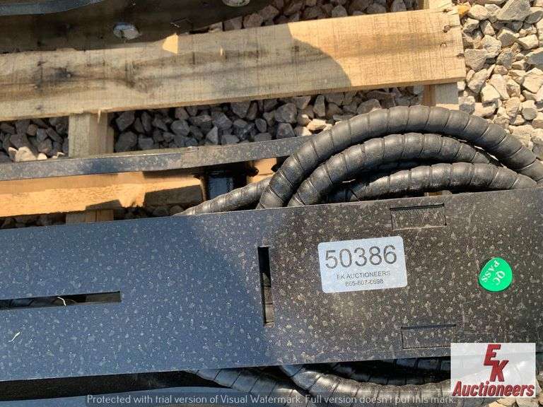 UNUSED 5T HYDRAULIC THUMB