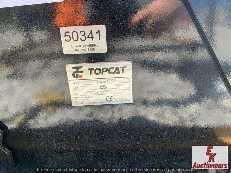 UNUSED TOPCAT 4-IN-1 BUCKET