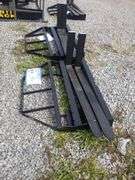 UNUSED SKIDSTEER PALLET FORKS