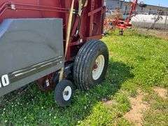 M & W 4500 ROUND BALER