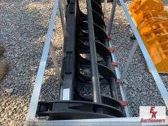 UNUSED SKID STEER QUICK ATTACH 78" GRAPPLE