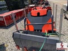 UNUSED TPM Z360 RIDE ON SKIDSTEER LOADER