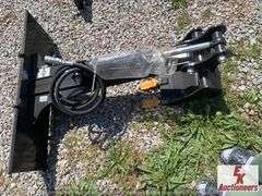 UNUSED GIYI SKID STEER BACKHOE ATTACHMENT
