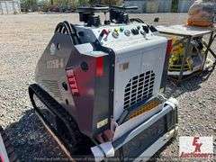 UNUSED BTTL ST25M6 WALK BEHIND COMPACT SKIDSTEER