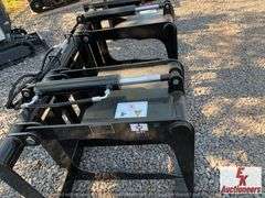 UNUSED SKID STEER 72" GRAPPLE