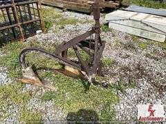 2 BOTTOM PLOW
