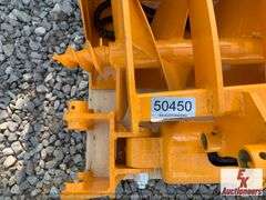 UNUSED MINI EXCAVATOR ATTACHMENT SET