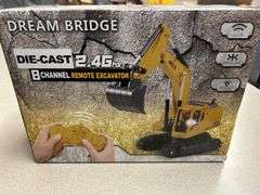 UNUSED DIE CAST REMOTE CONTROL EXCAVATOR