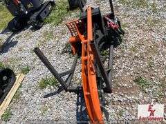 UNUSED WALK BEHIND SKIDSTEER TRENCHER