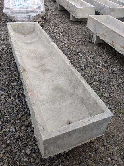 8'X23"X19" CONCRETE FEED TROUGH