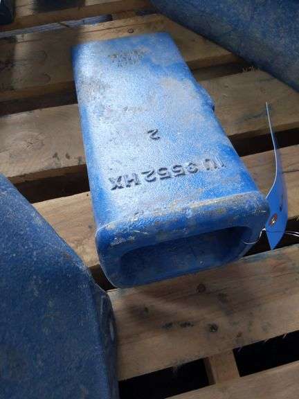 QTY (2) HENSLEY IU3552 HX BUCKET TOOTH