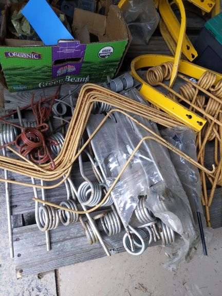 PALLET OF HAY EQUIPMENT PARTS