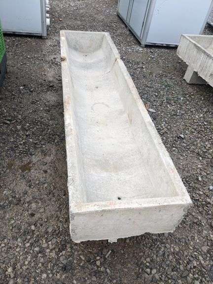 8'X23"X19" CONCRETE FEED TROUGH
