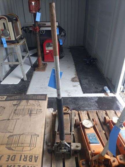 PITTSBURG FLOOR JACK