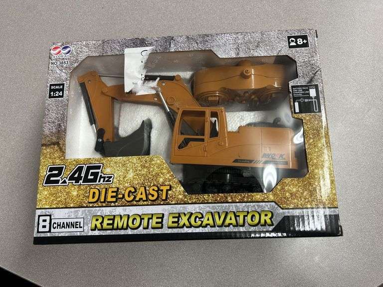 UNUSED DIE CAST REMOTE CONTROL EXCAVATOR
