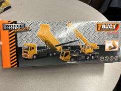 UNUSED REMOTE CONTROLLED CONCRETE TRUCK