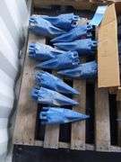 QTY (10) HENSLEY 46-VIP HX BUCKET TEETH