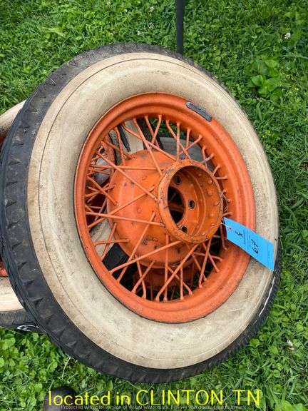 (5) BEDFORD FAMOUS COUCH 4PLY 5.25/5.50-18 METAL SPOKE WHEELS