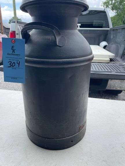 10GAL MILK CAN