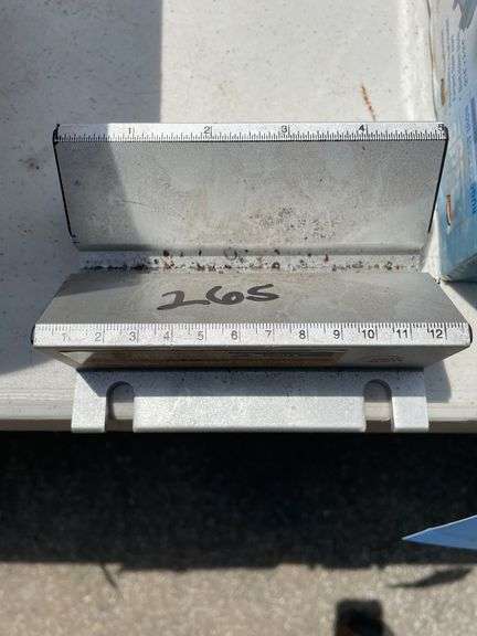 4" DRILL PRESS VICE/ DRILL PRESS JIG