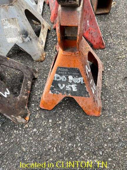 (QTY6) JACK STANDS