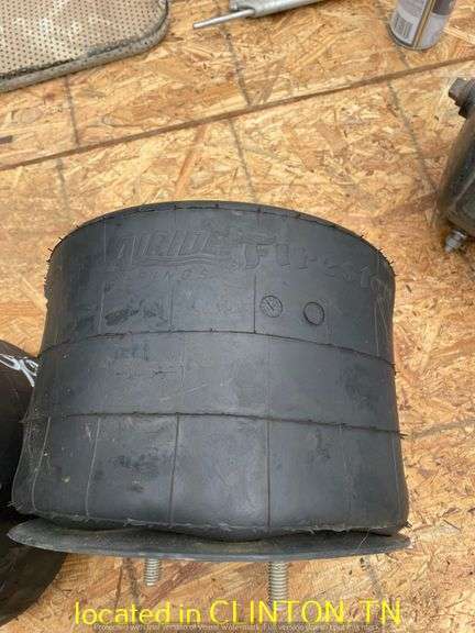 (2) FIRESTONE AIRRIDE MISC AIRBAGS WITH TANK
