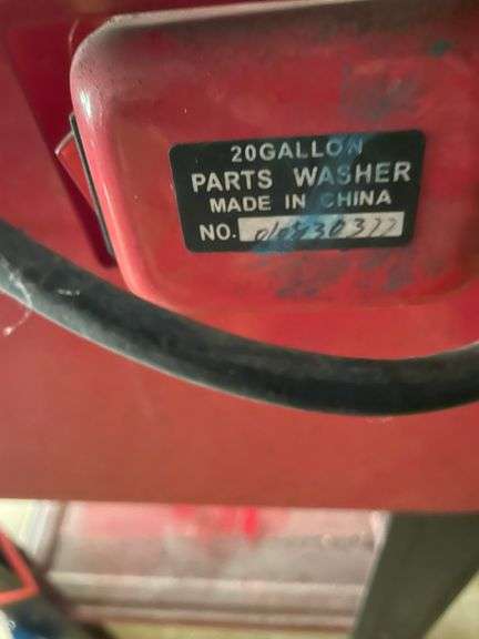 NORTHERN 20GAL PARTS WASHER-POWERED ON