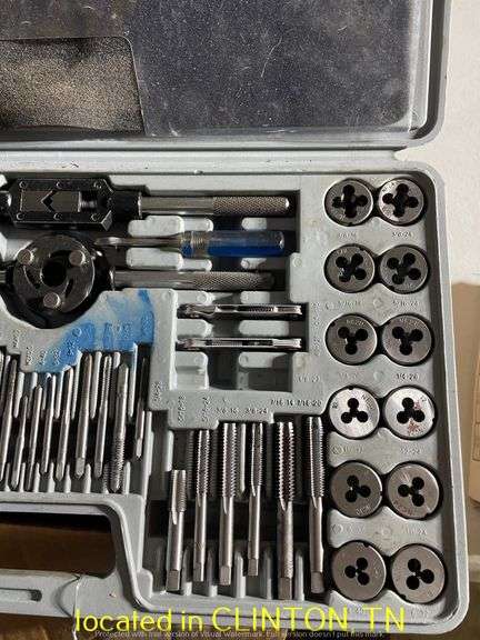 TAP & DIE SET IN CASE