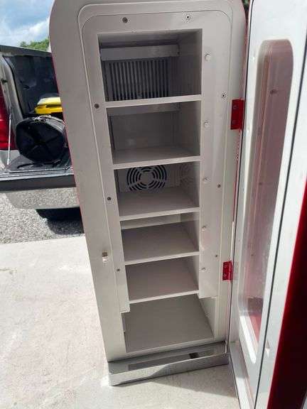 COCA COLA ELECTRIC COOLER 26"HX9"WX16"D-OPERATION UNKNOWN