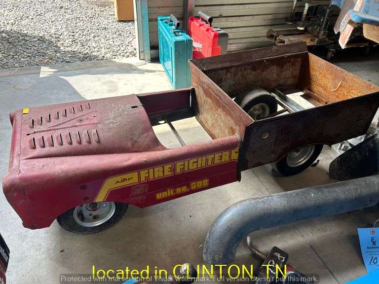 FIRE TRUCK PEDAL CAR