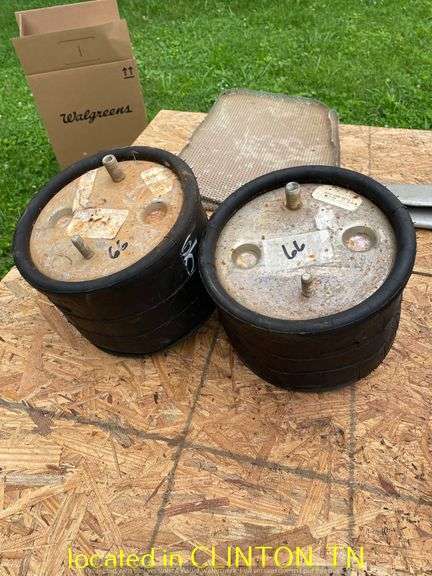 (2) FIRESTONE AIRRIDE MISC AIRBAGS WITH TANK