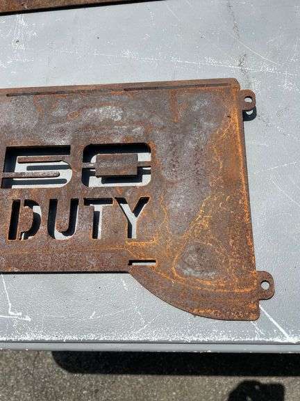 STEEL CUTOUT F350 SUPERDUTY 24"X11"