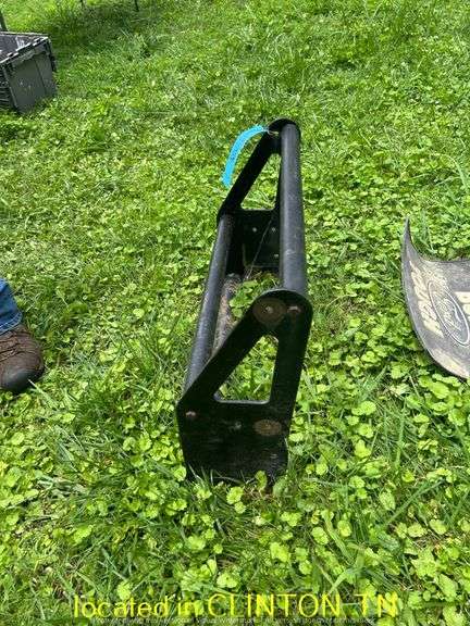 FRONT BUMPER/GRILL GUARD