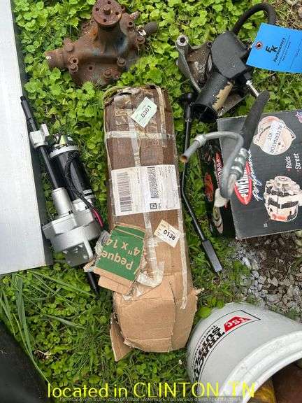 (2) VAVLE COVERS POWERED BY FORD/SHOCKS