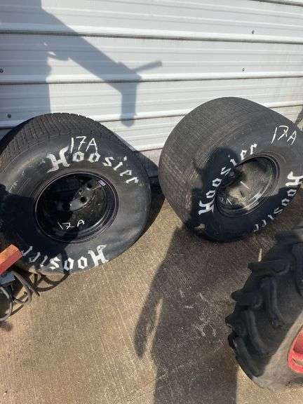 (2) HOOSIER 105-16.0-15 DIRT SLICKS WITH RIMS