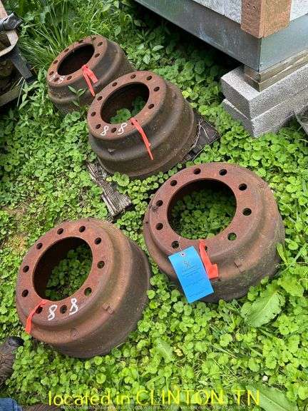 (4) 16.6-20 10LUG BRAKE HUBS