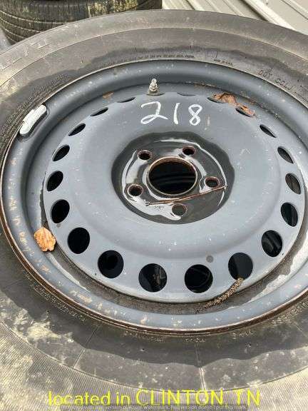 APPROX (17) USED TIRES AND MISC RIMS