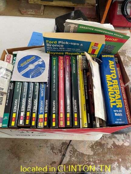 ASSORTED MANUAL/MAGAZINES/ IN COLEMAN COOLER